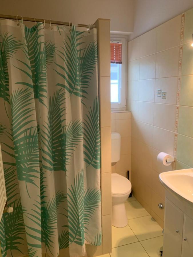 Gabor Aron Apartment Hajdúszoboszló Esterno foto