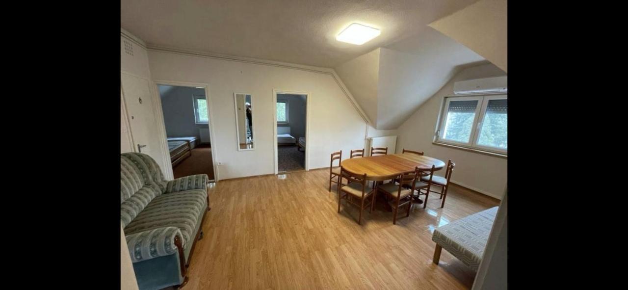 Gabor Aron Apartment Hajdúszoboszló Esterno foto