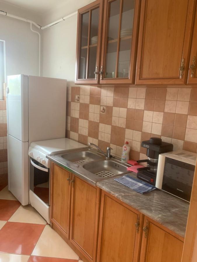 Gabor Aron Apartment Hajdúszoboszló Esterno foto
