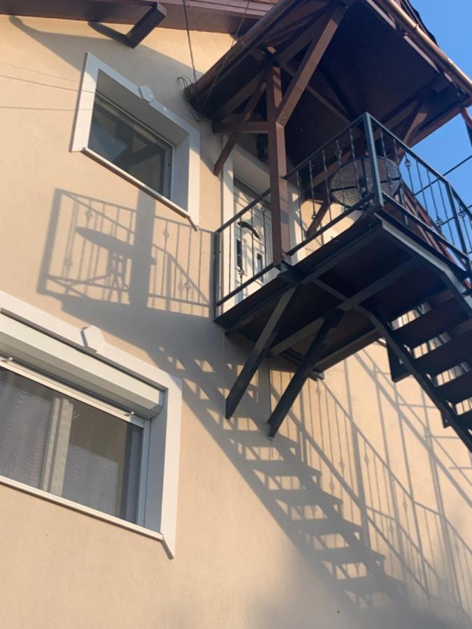Gabor Aron Apartment Hajdúszoboszló Esterno foto